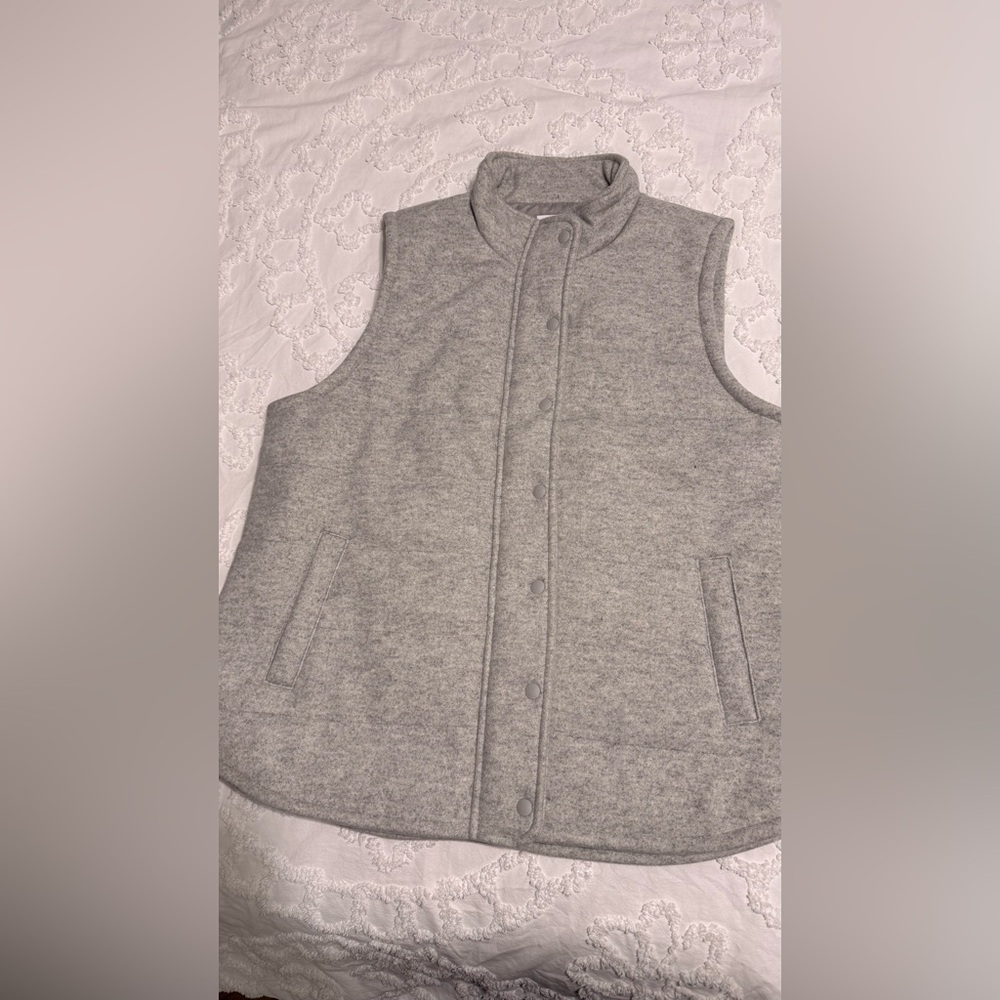 Croft & Barrow Light Gray Vest